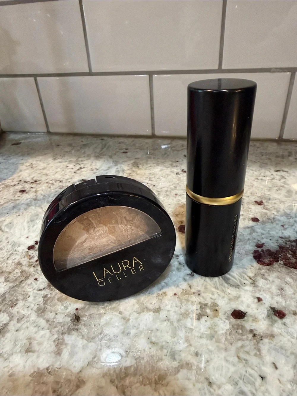 Laura Geller Baked N Brighten Foundation in Fair with retractable brush